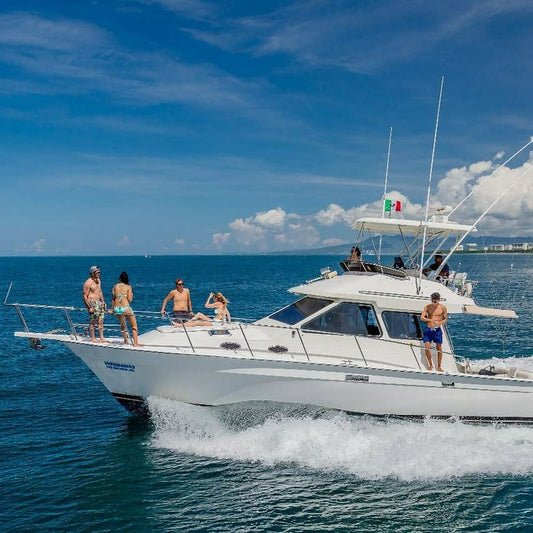 ⛵ Tour Privado en Yate por las Aguas de Cancún